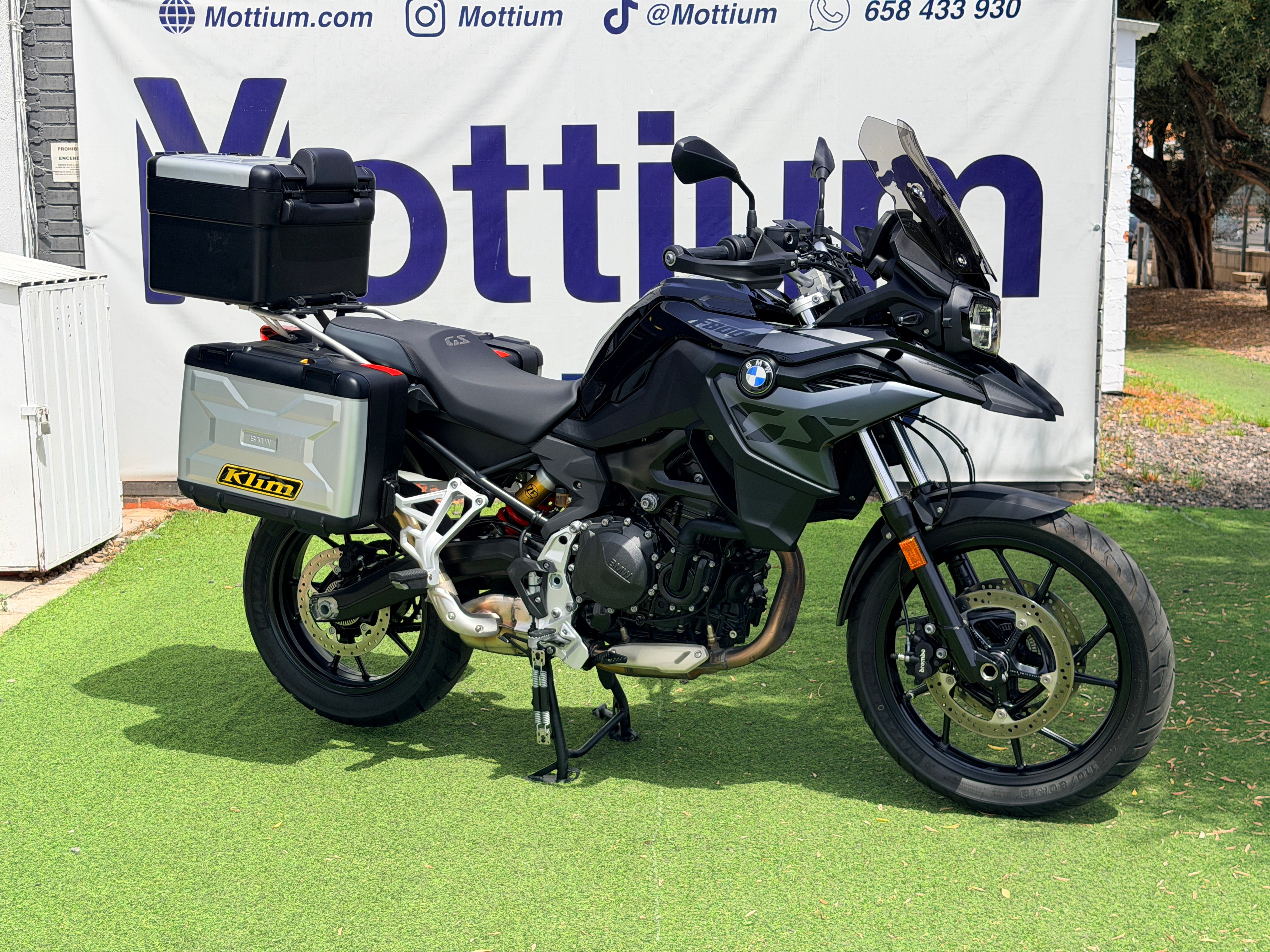 BMW F800GS TRIPLE BLACK