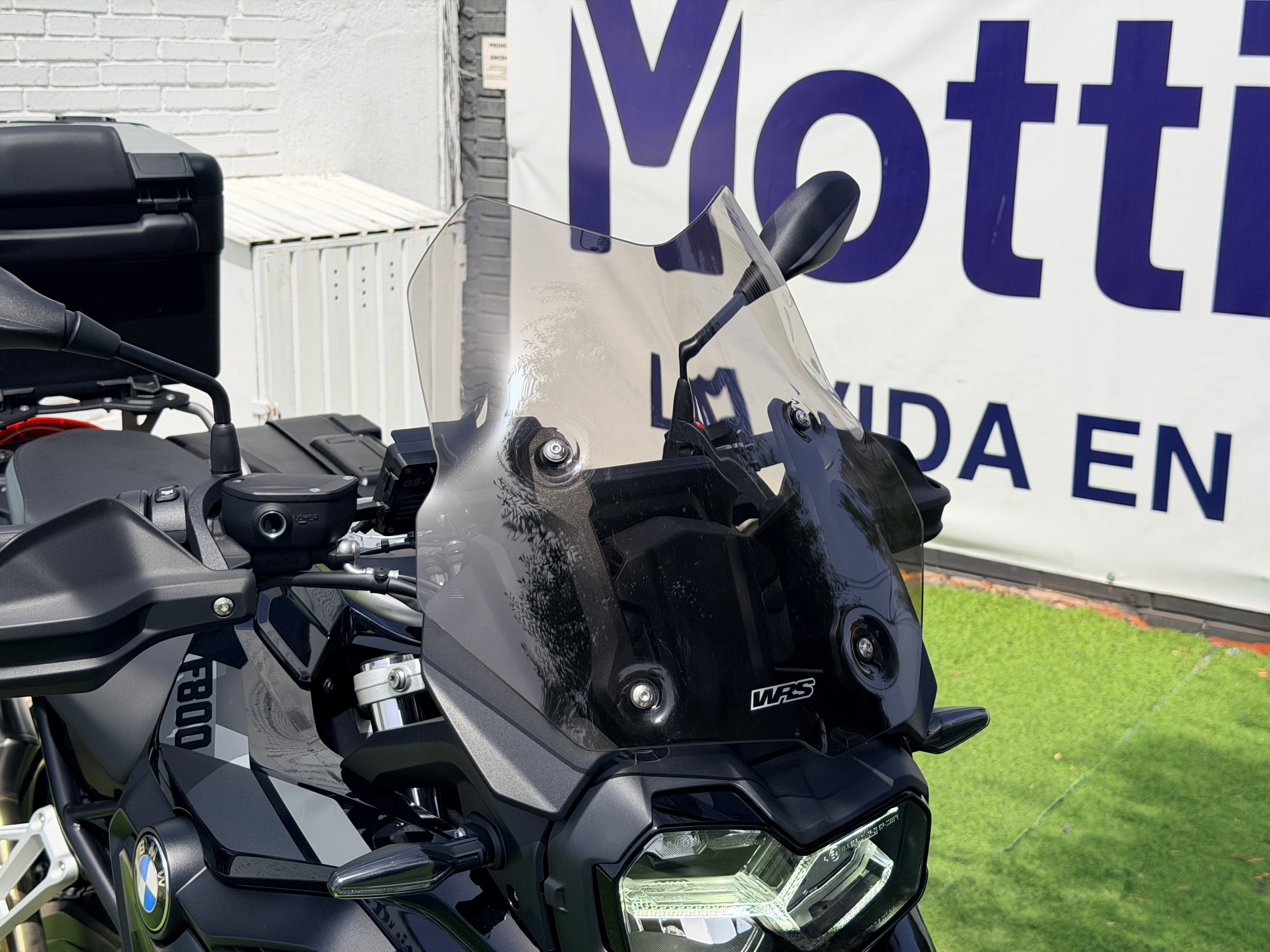 BMW F800GS TRIPLE BLACK