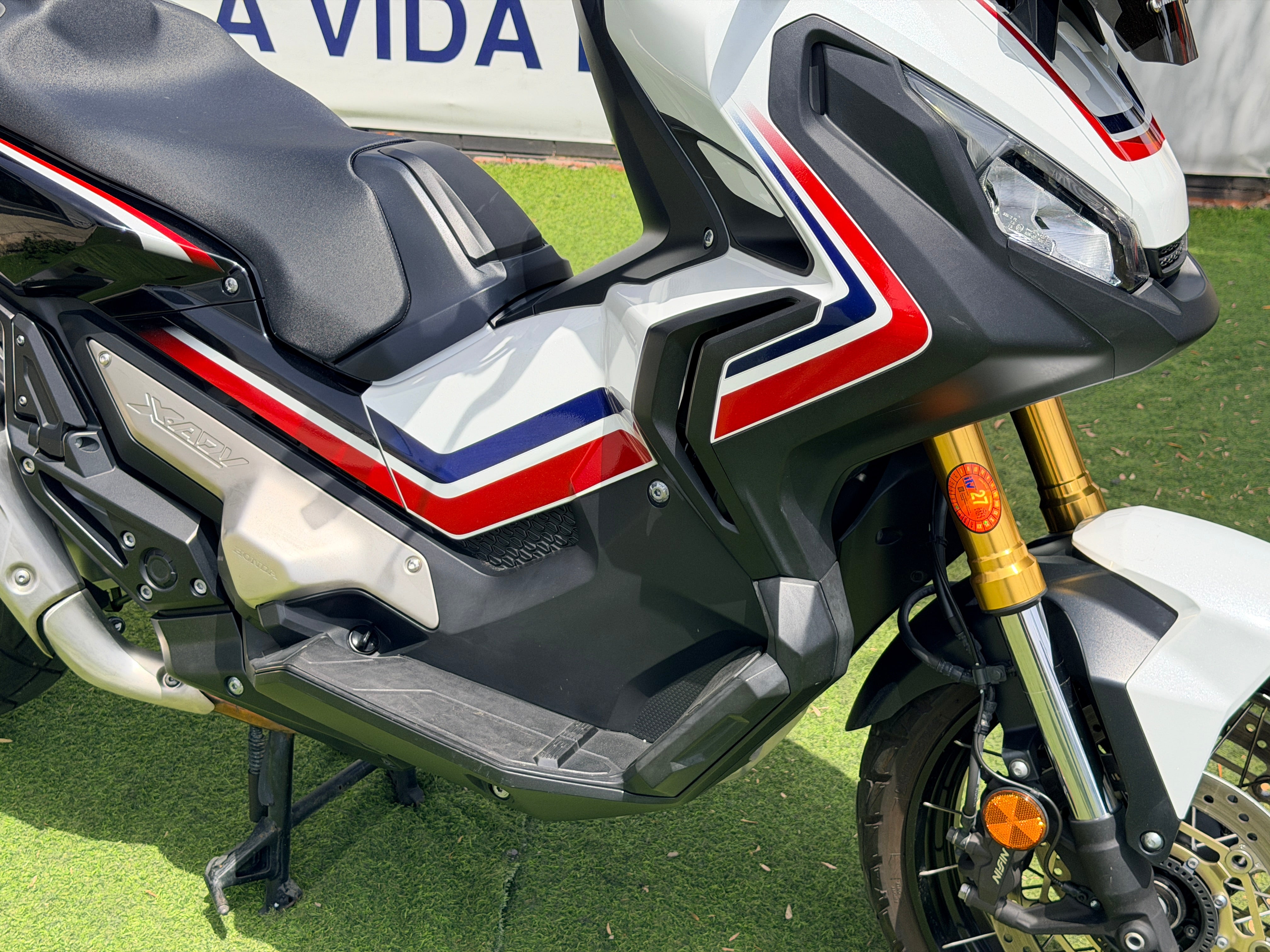 HONDA X-ADV 750