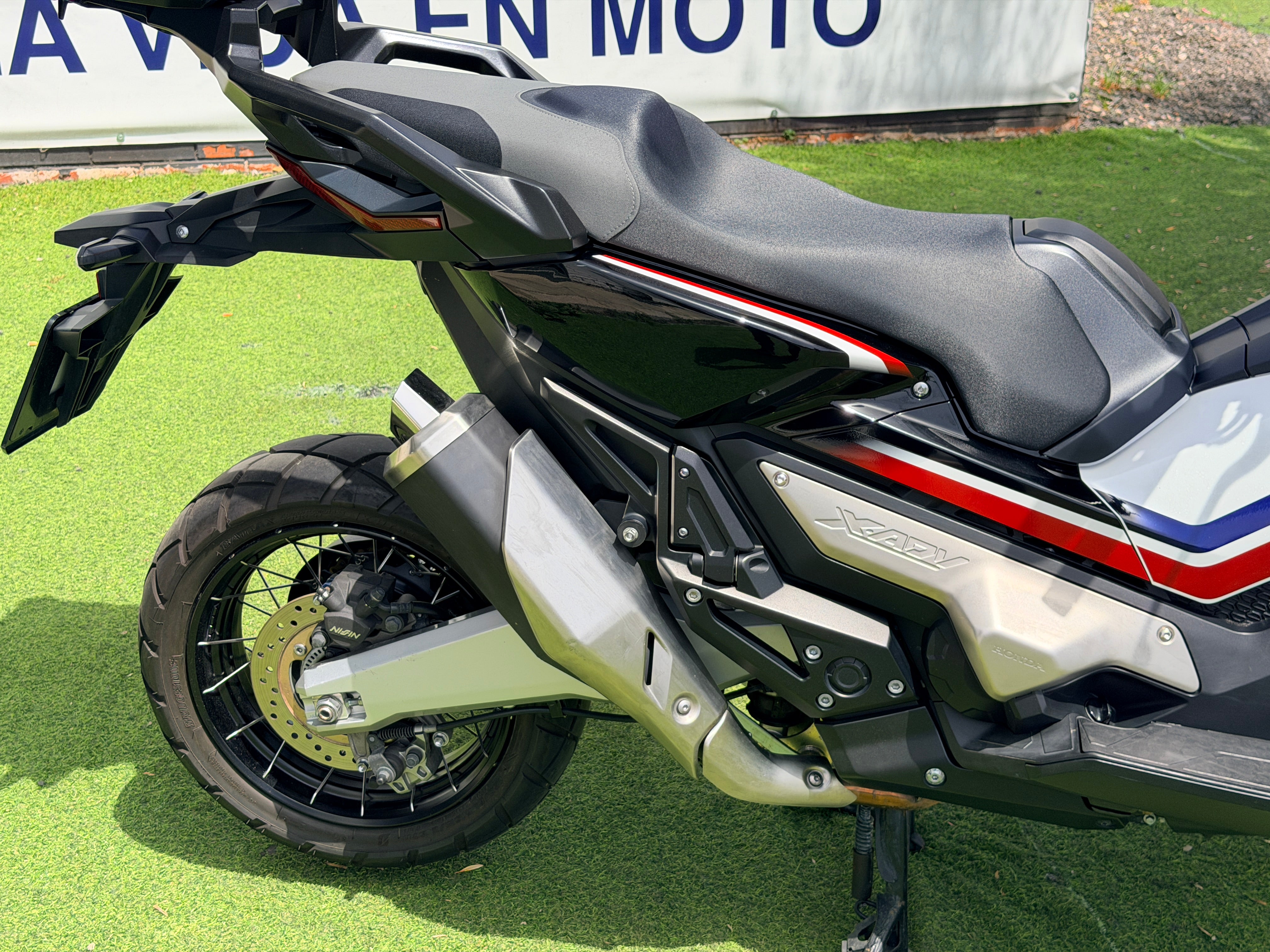 HONDA X-ADV 750