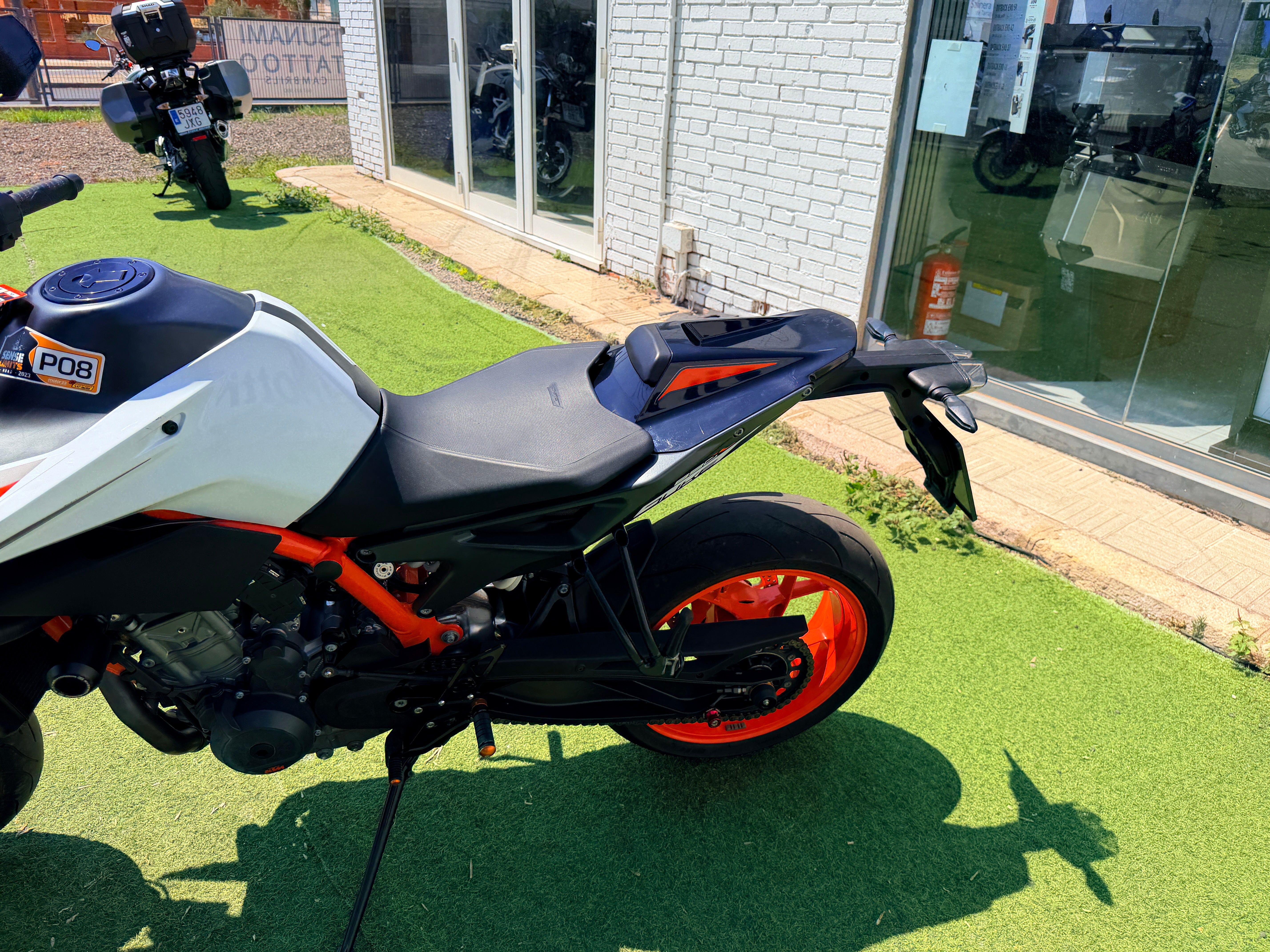 KTM 890 DUKE R