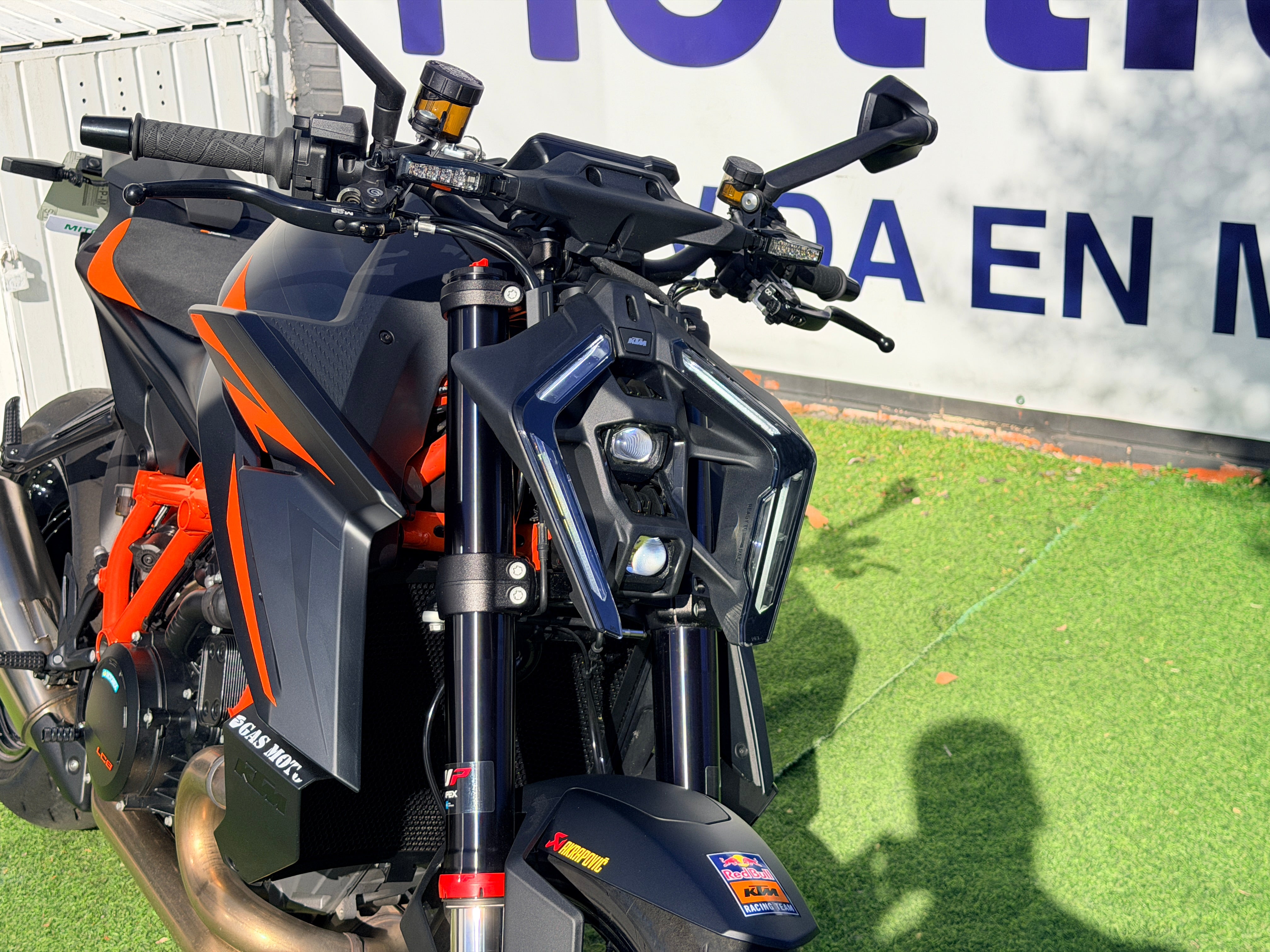 KTM 1390 SUPER DUKE R