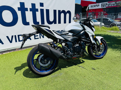 SUZUKI GSX-S 750