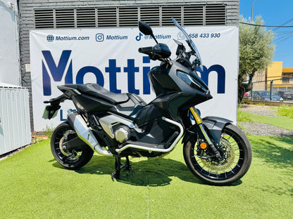 HONDA X-ADV 750