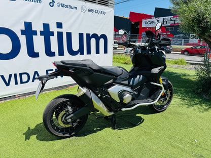 HONDA X-ADV 750