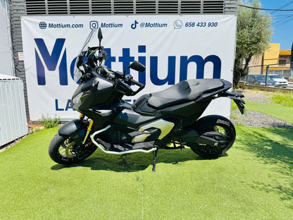 HONDA X-ADV 750