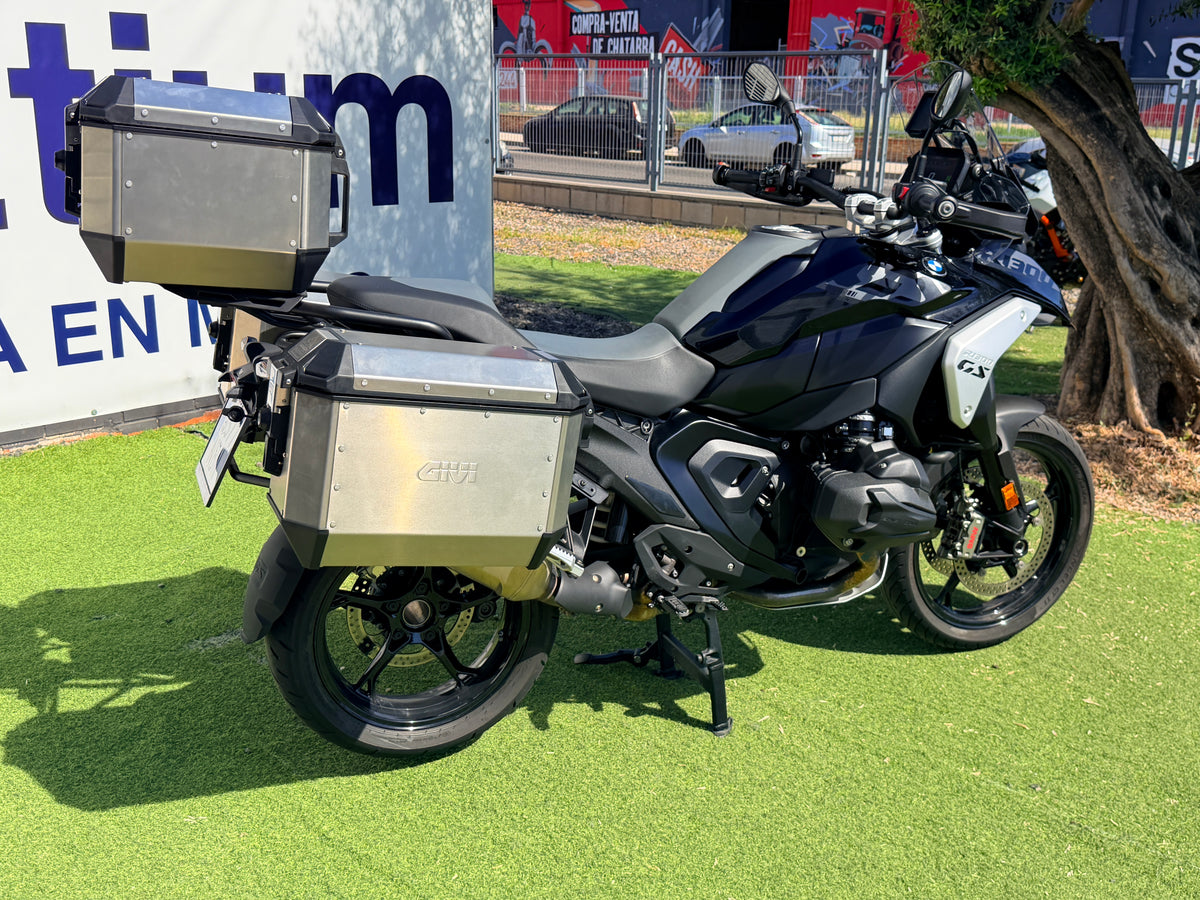 BMW R1300GS TRIPLE BLACK