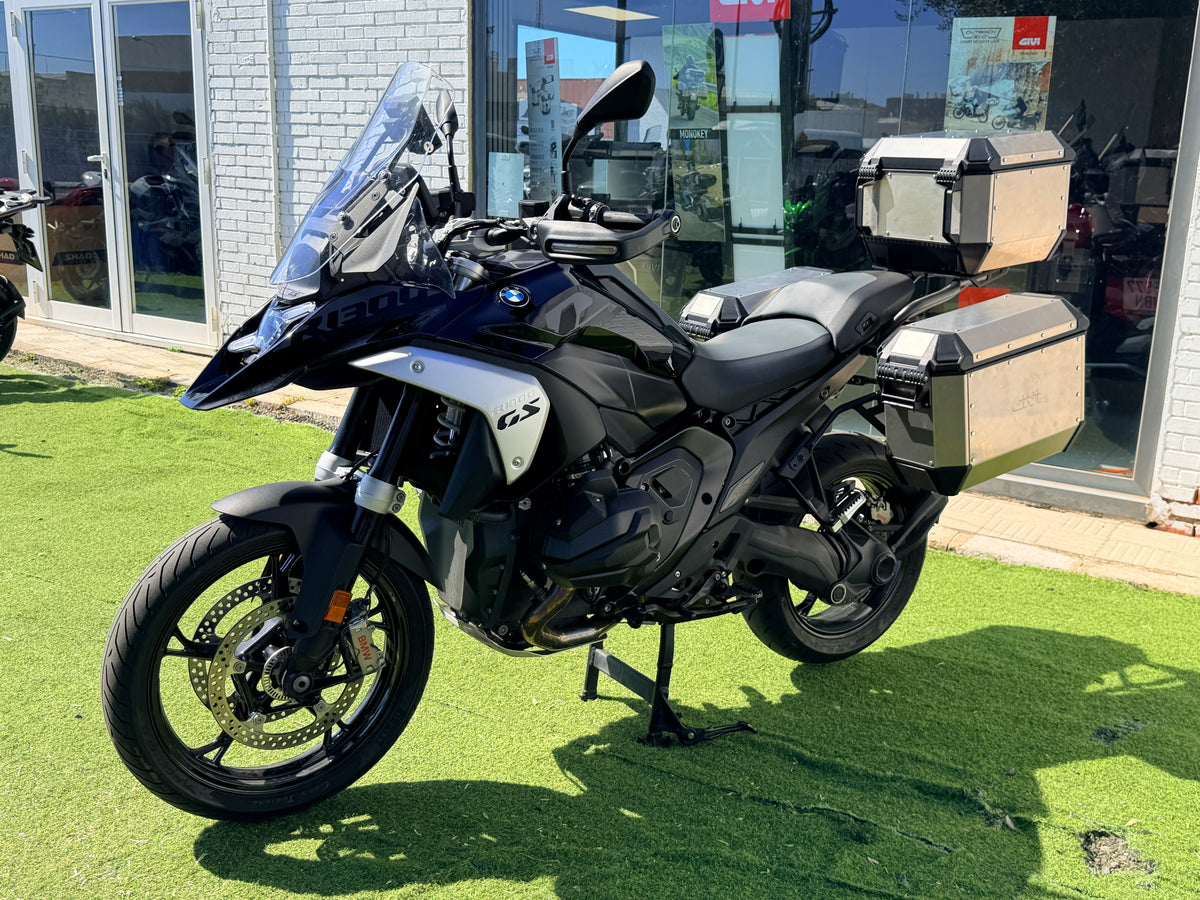 BMW R1300GS TRIPLE BLACK