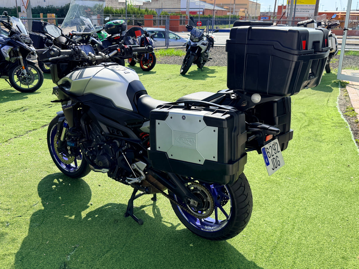 YAMAHA MT-09 TRACER