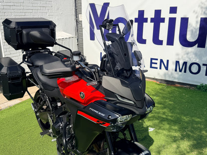 YAMAHA TRACER 9
