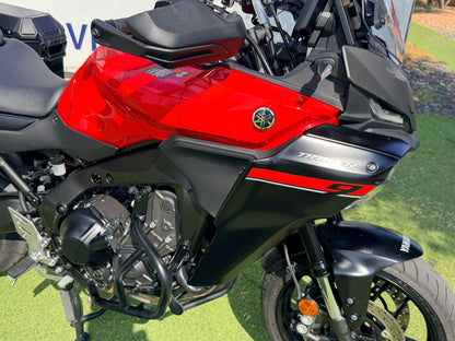 YAMAHA TRACER 9