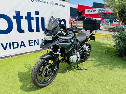 BMW F750GS TRIPLE BLACK