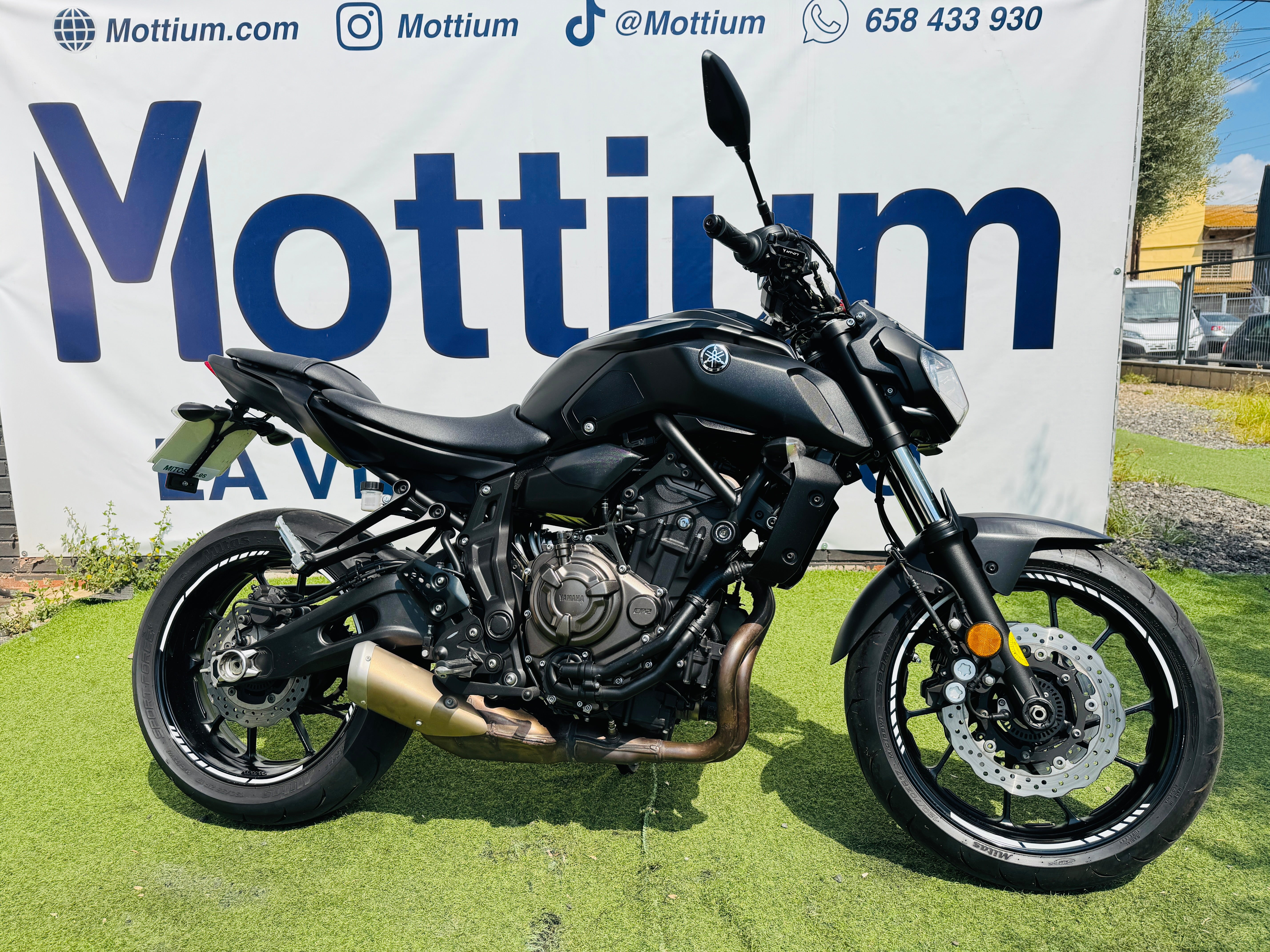 YAMAHA MT07 LIMITADA A2