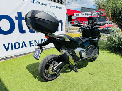 HONDA X-ADV 750