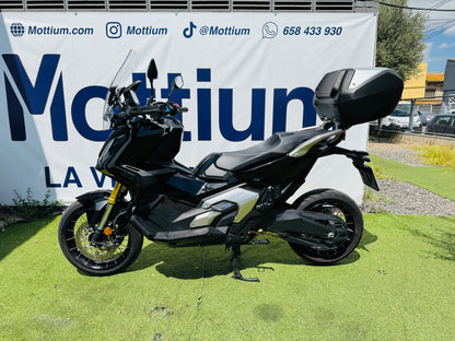 HONDA X-ADV 750