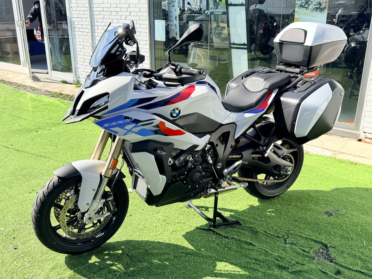 BMW S1000XR