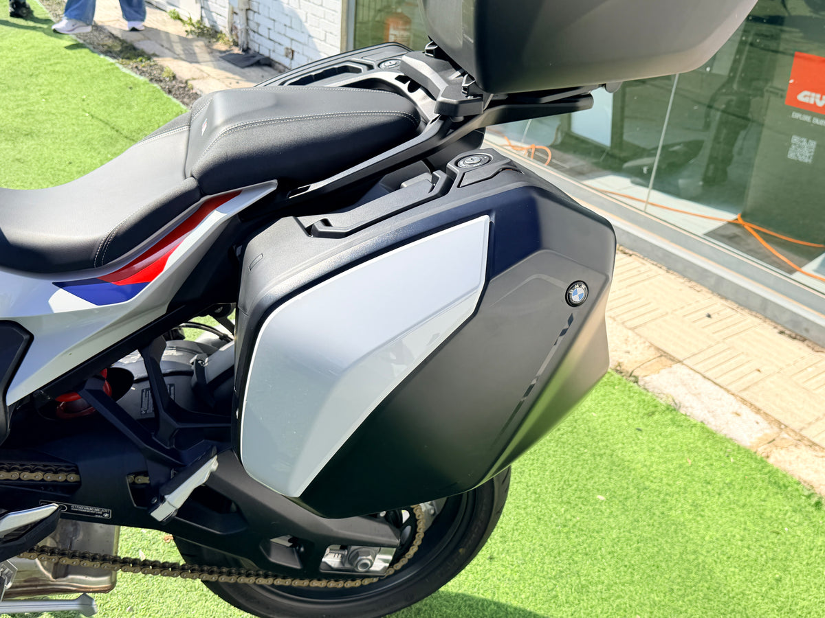 BMW S1000XR