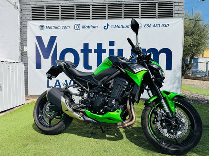 KAWASAKI Z900