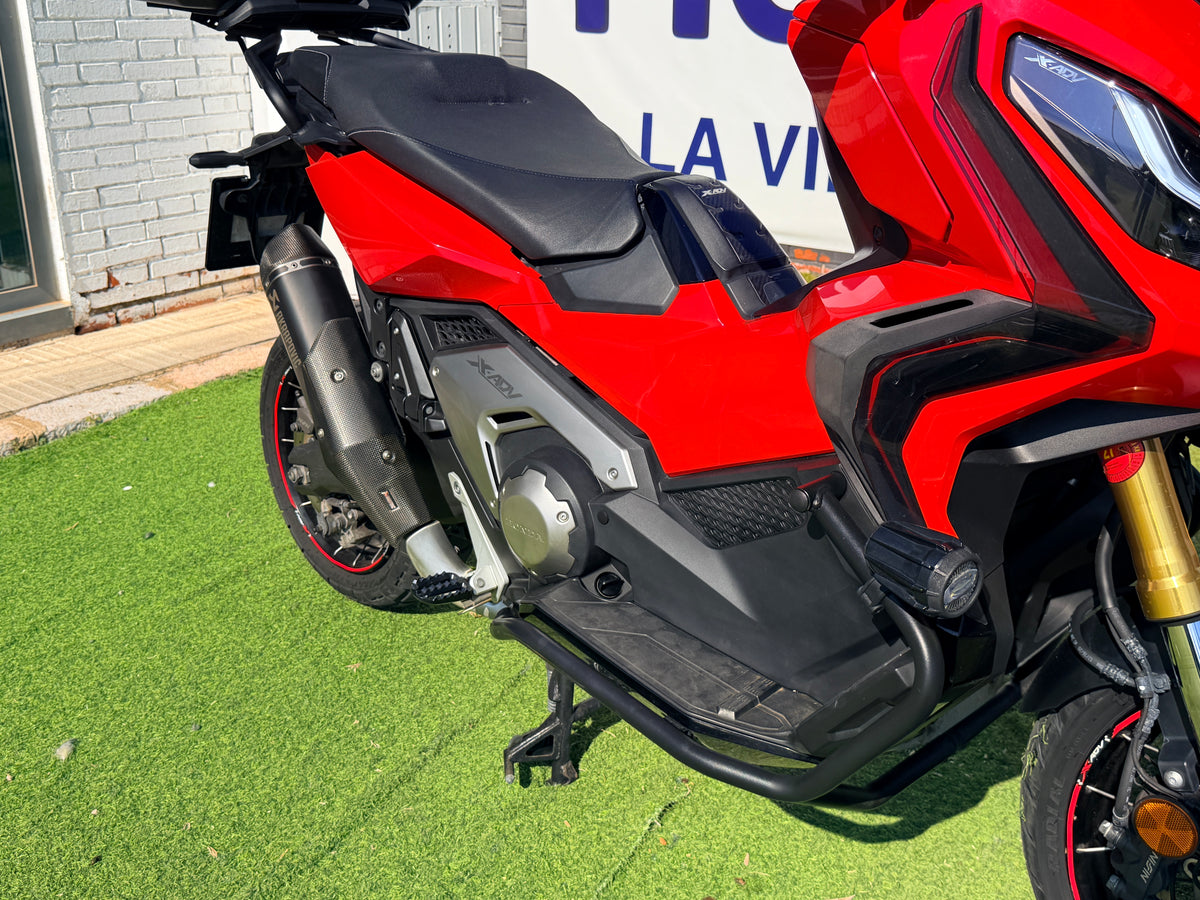 HONDA X-ADV 750