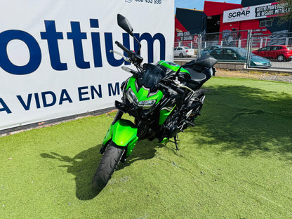 KAWASAKI Z900