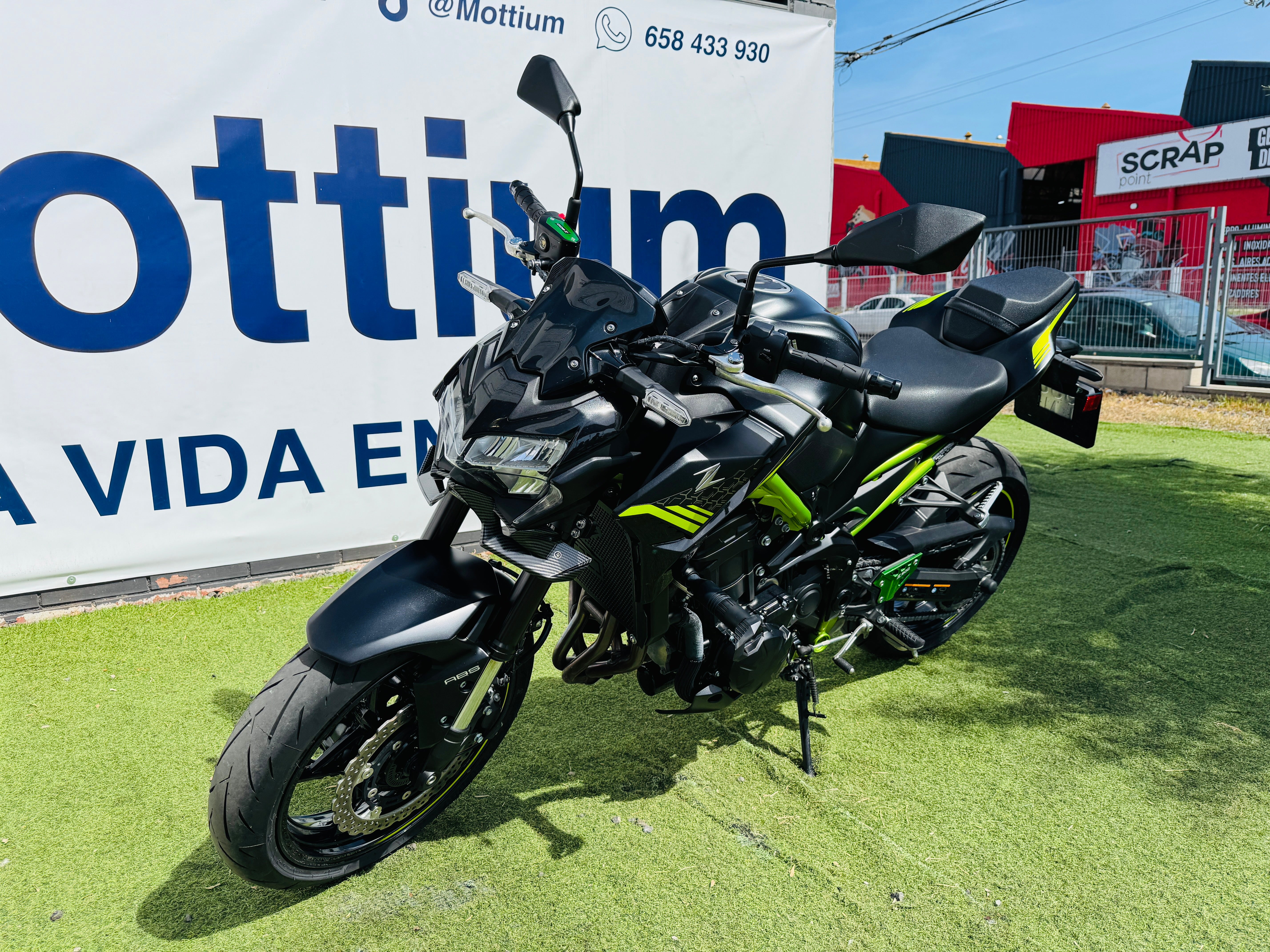 KAWASAKI Z900 A2