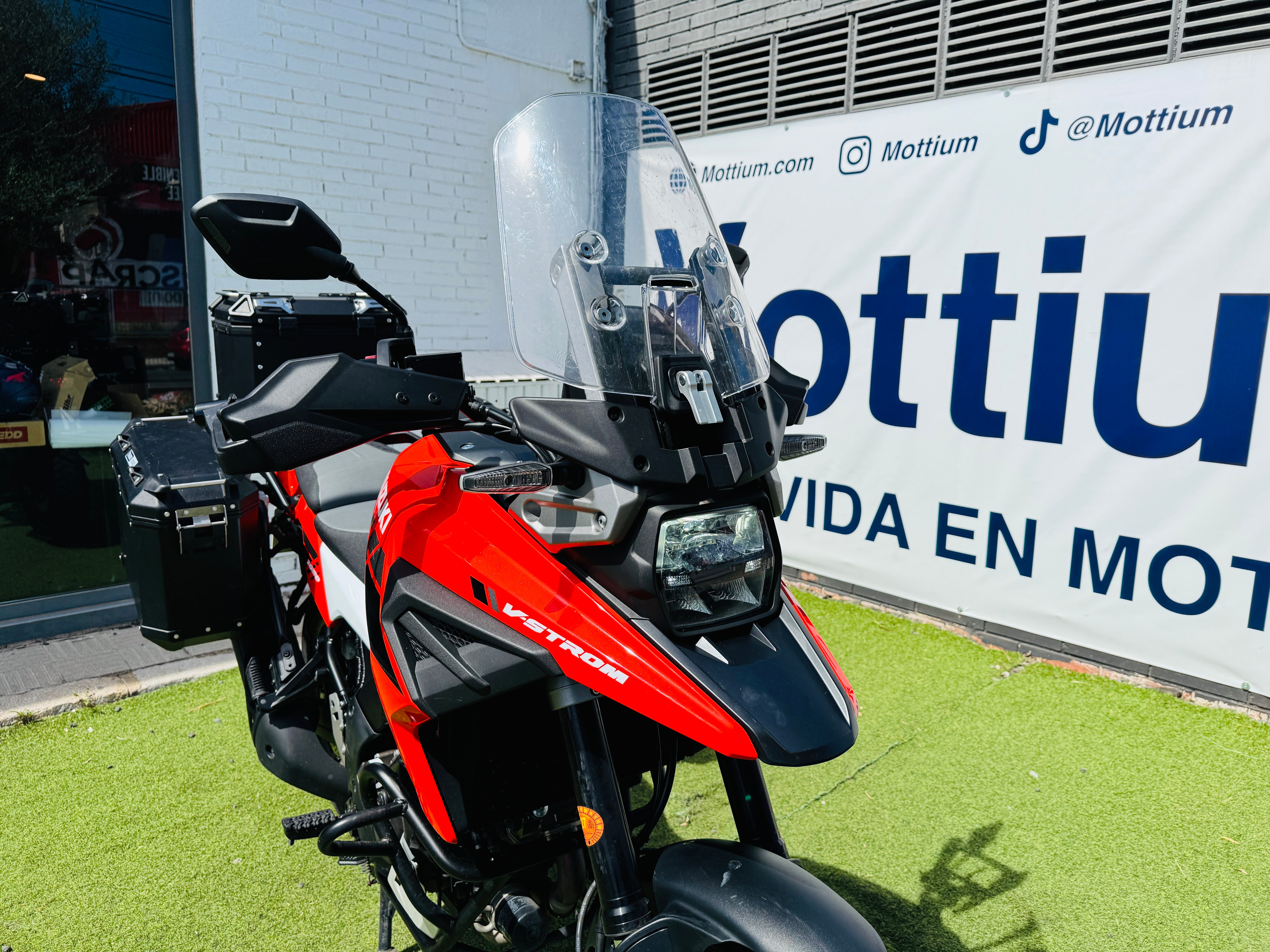 SUZUKI V-STROM 1050 XT