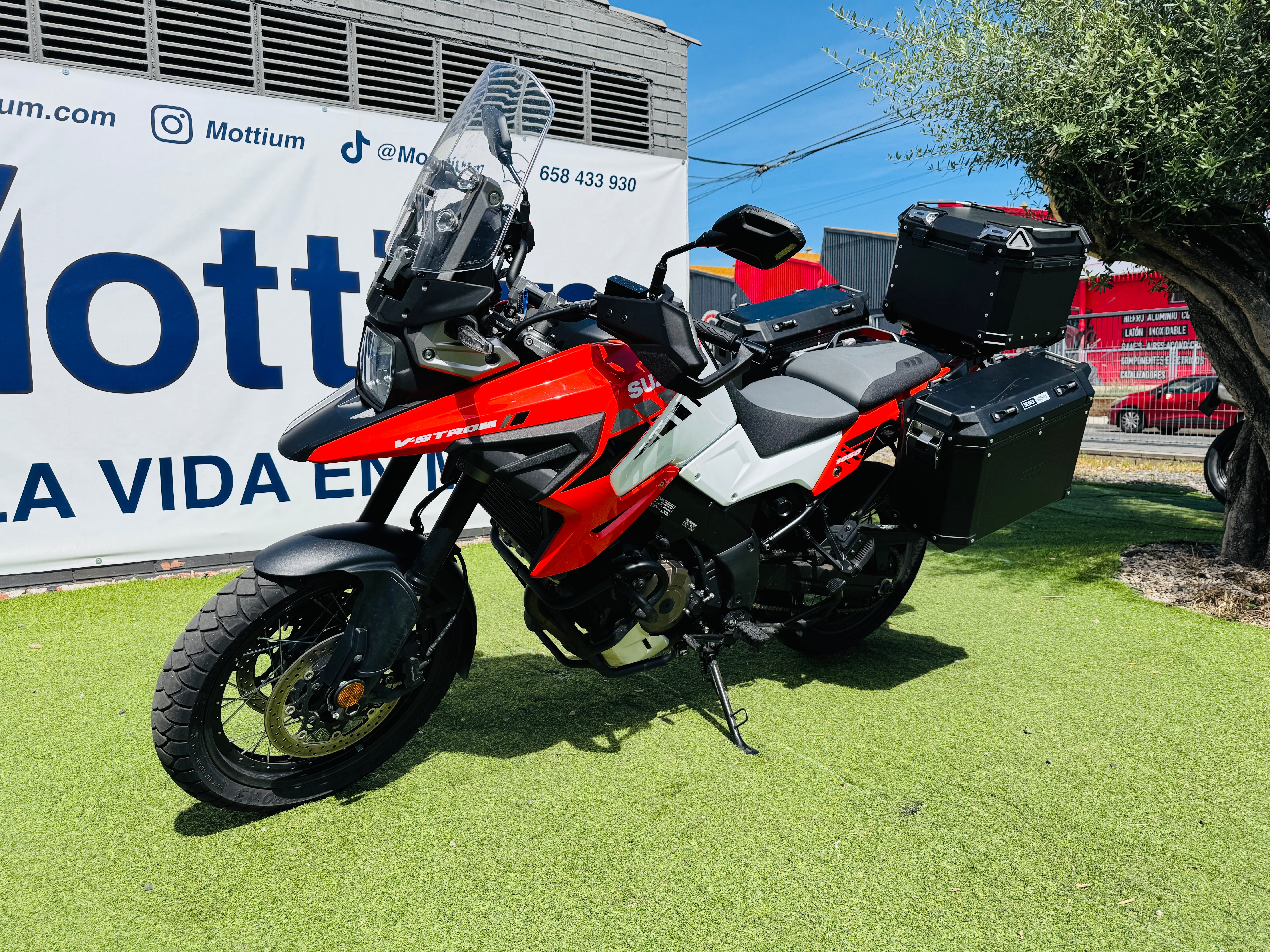 SUZUKI V-STROM 1050 XT