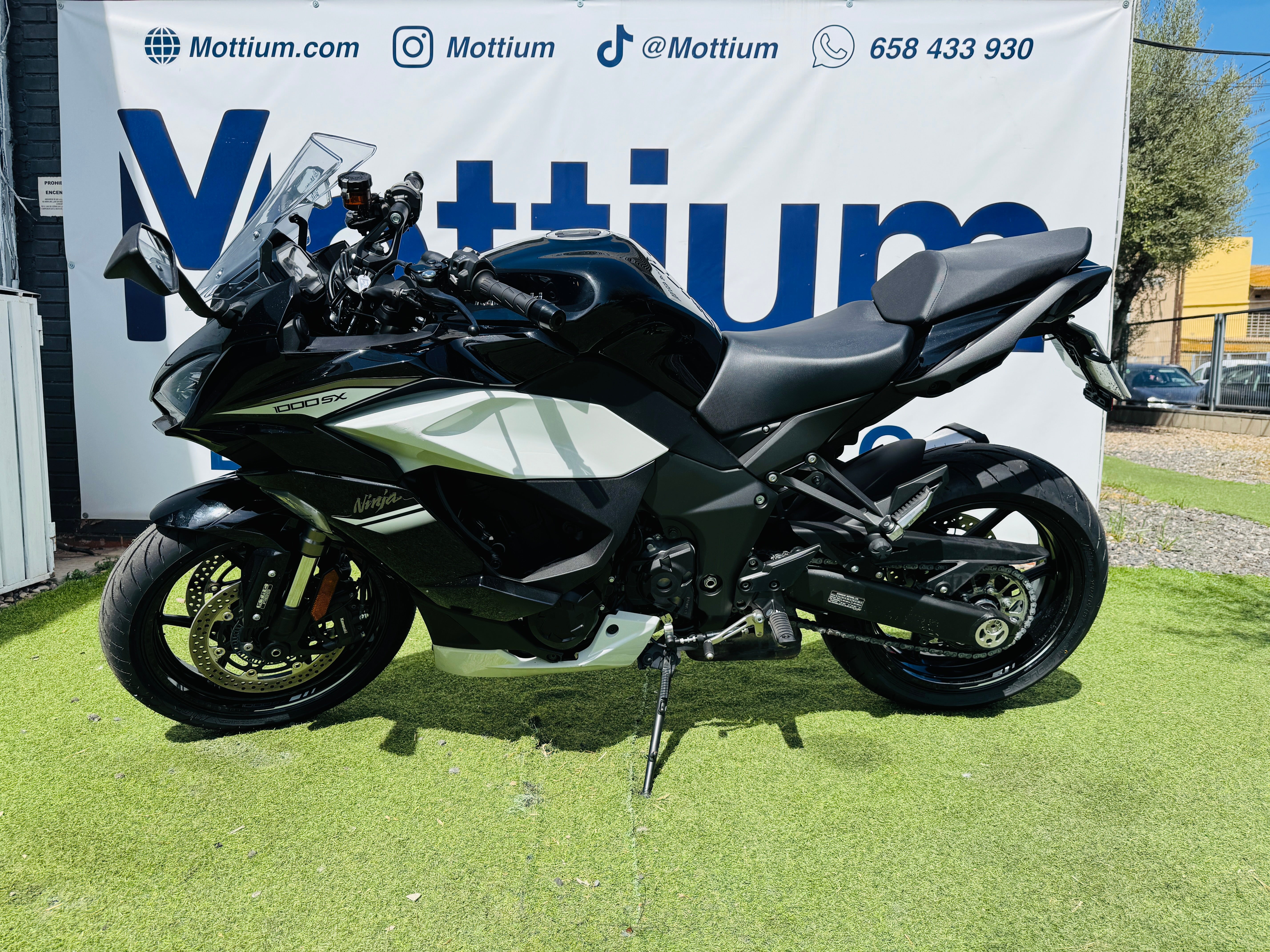 KAWASAKI NINJA 1000 SX