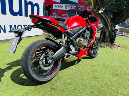 HONDA CBR650R
