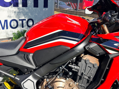 HONDA CBR 650R