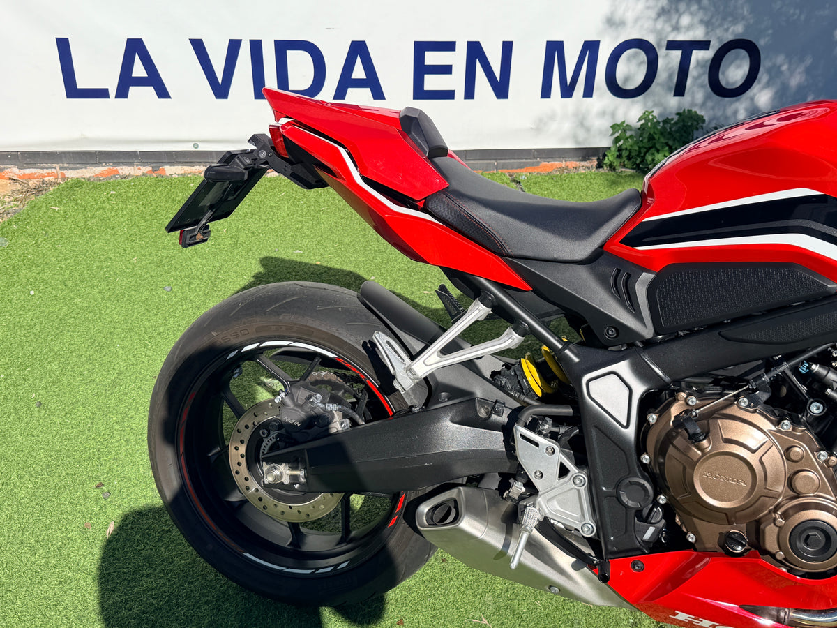 HONDA CBR 650R