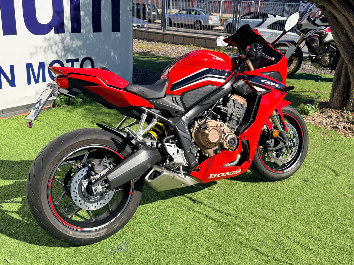 HONDA CBR 650R