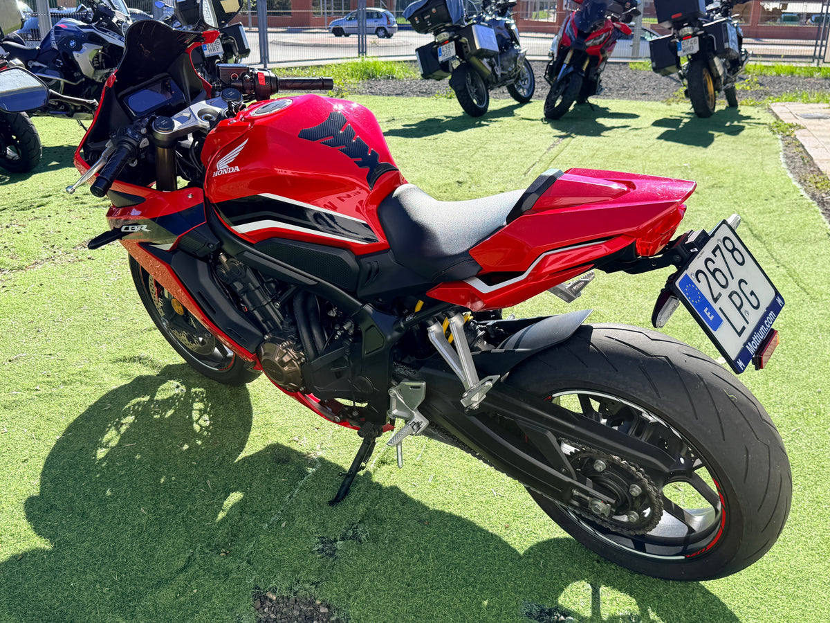 HONDA CBR 650R