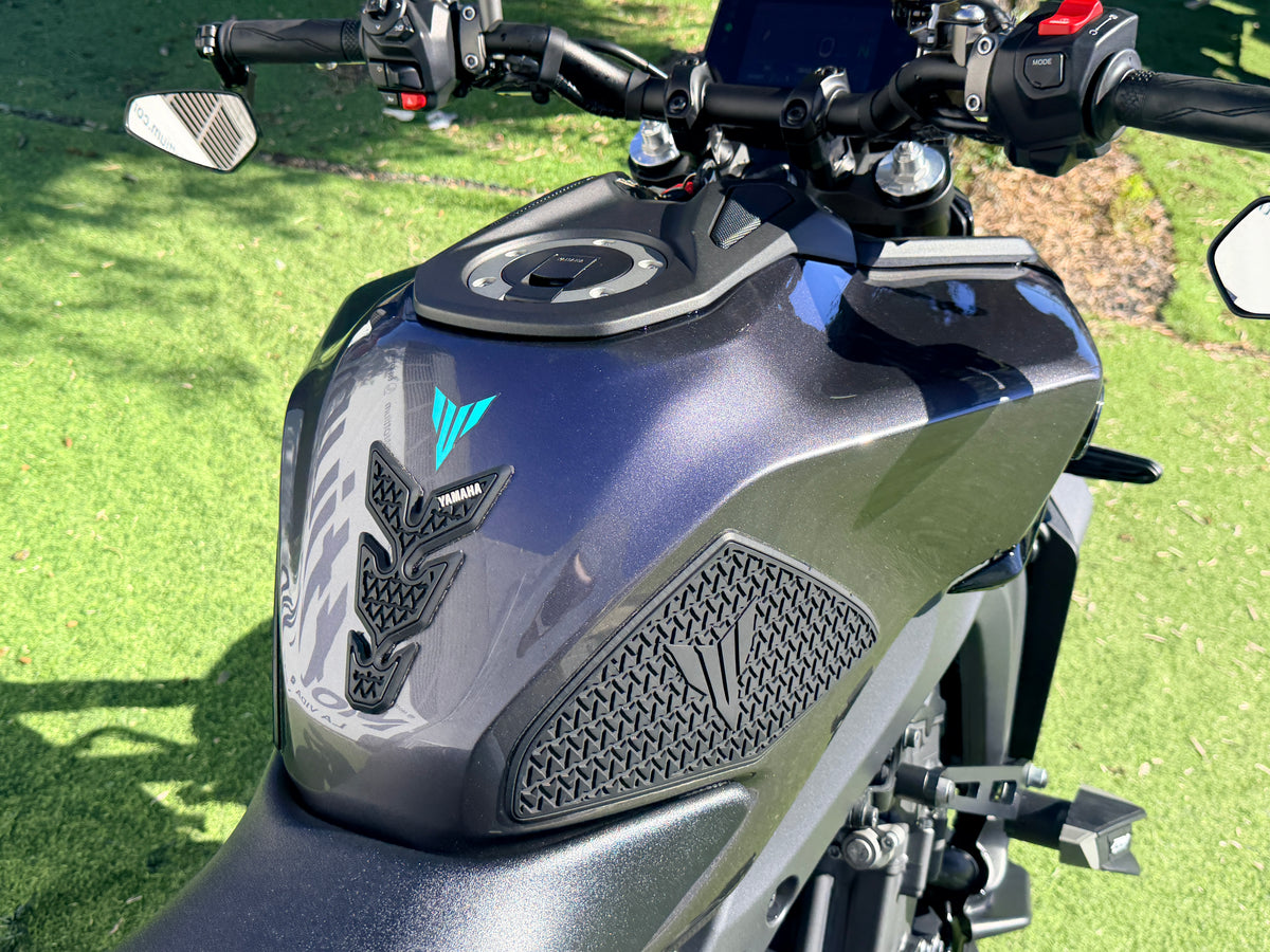 YAMAHA MT-09