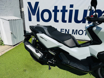 HONDA ADV 350