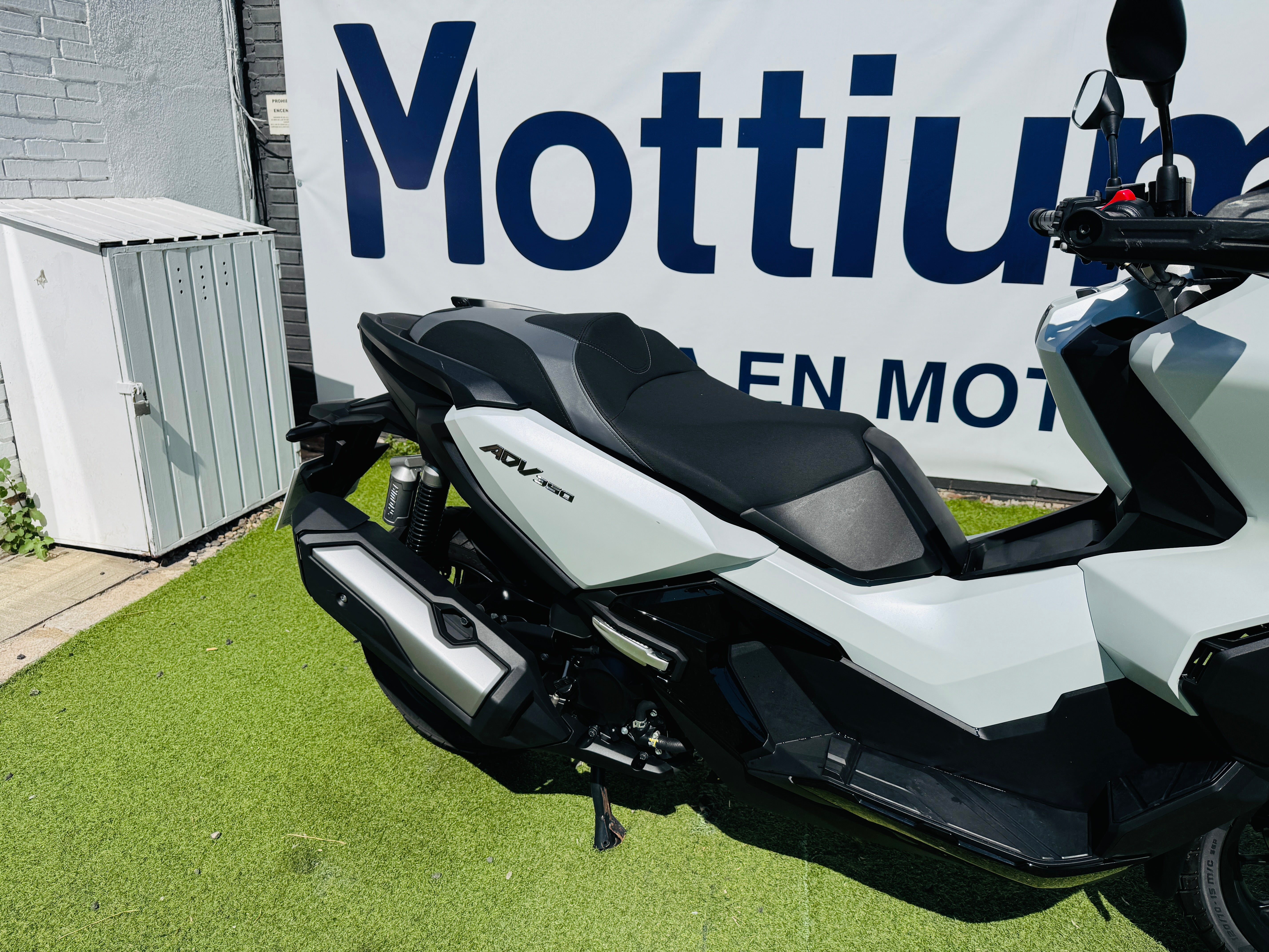 HONDA ADV 350