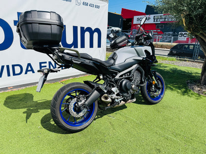 YAMAHA TRACER 900