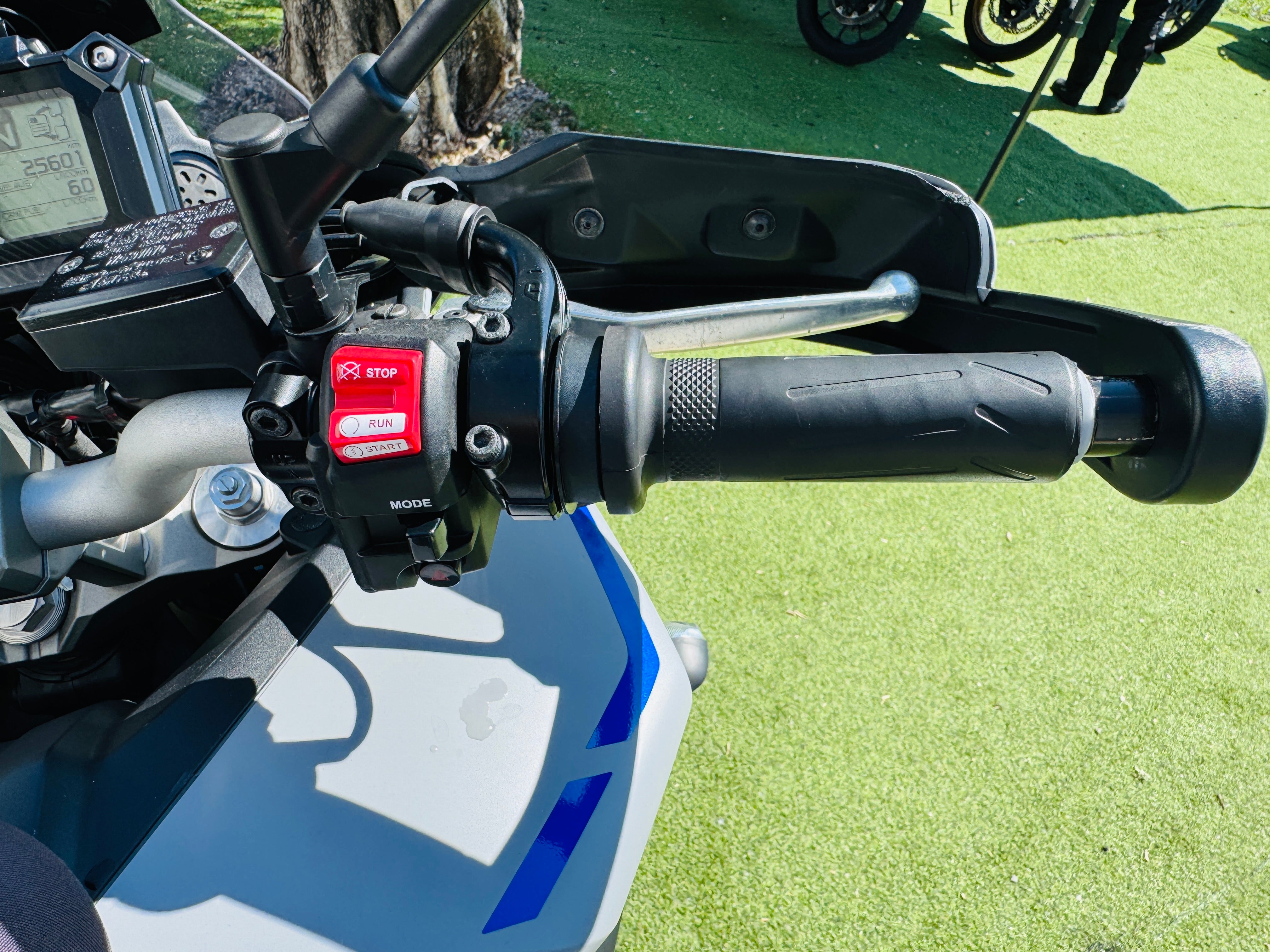 YAMAHA TRACER 900