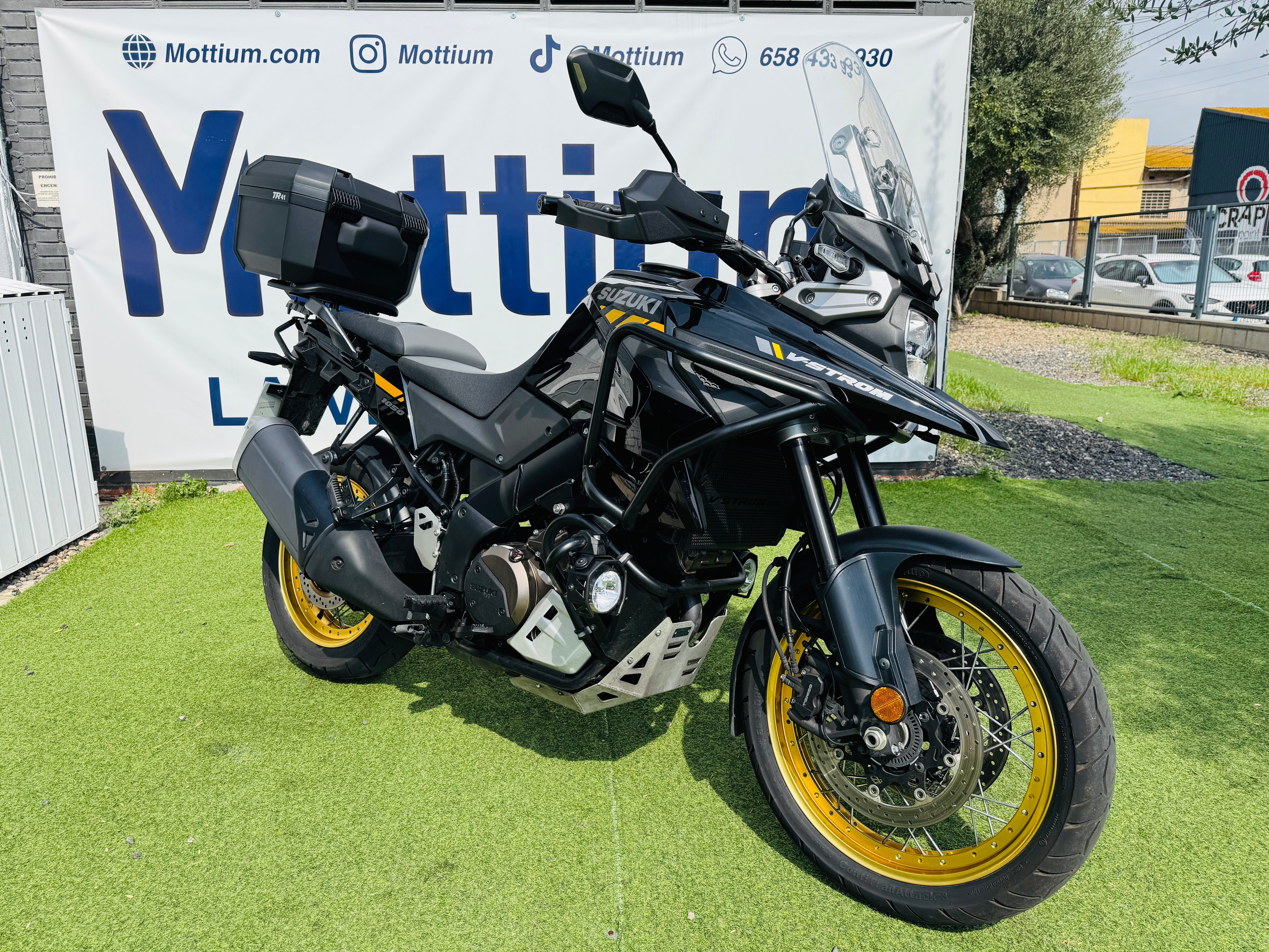SUZUKI V-STROM 1050XT