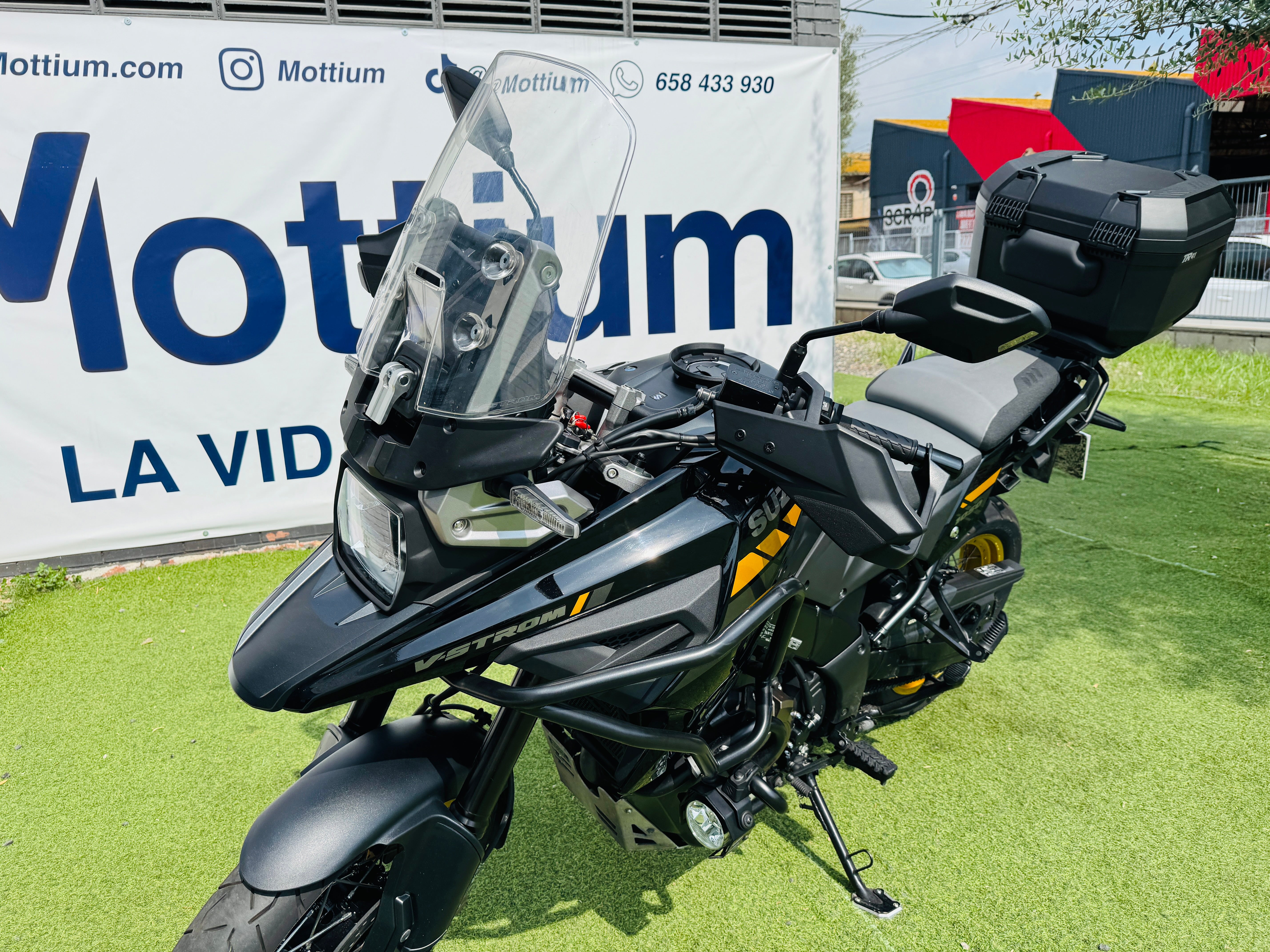 SUZUKI V-STROM 1050XT