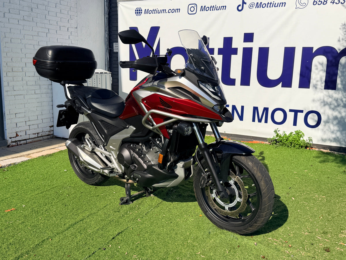 HONDA NZ750X DTC