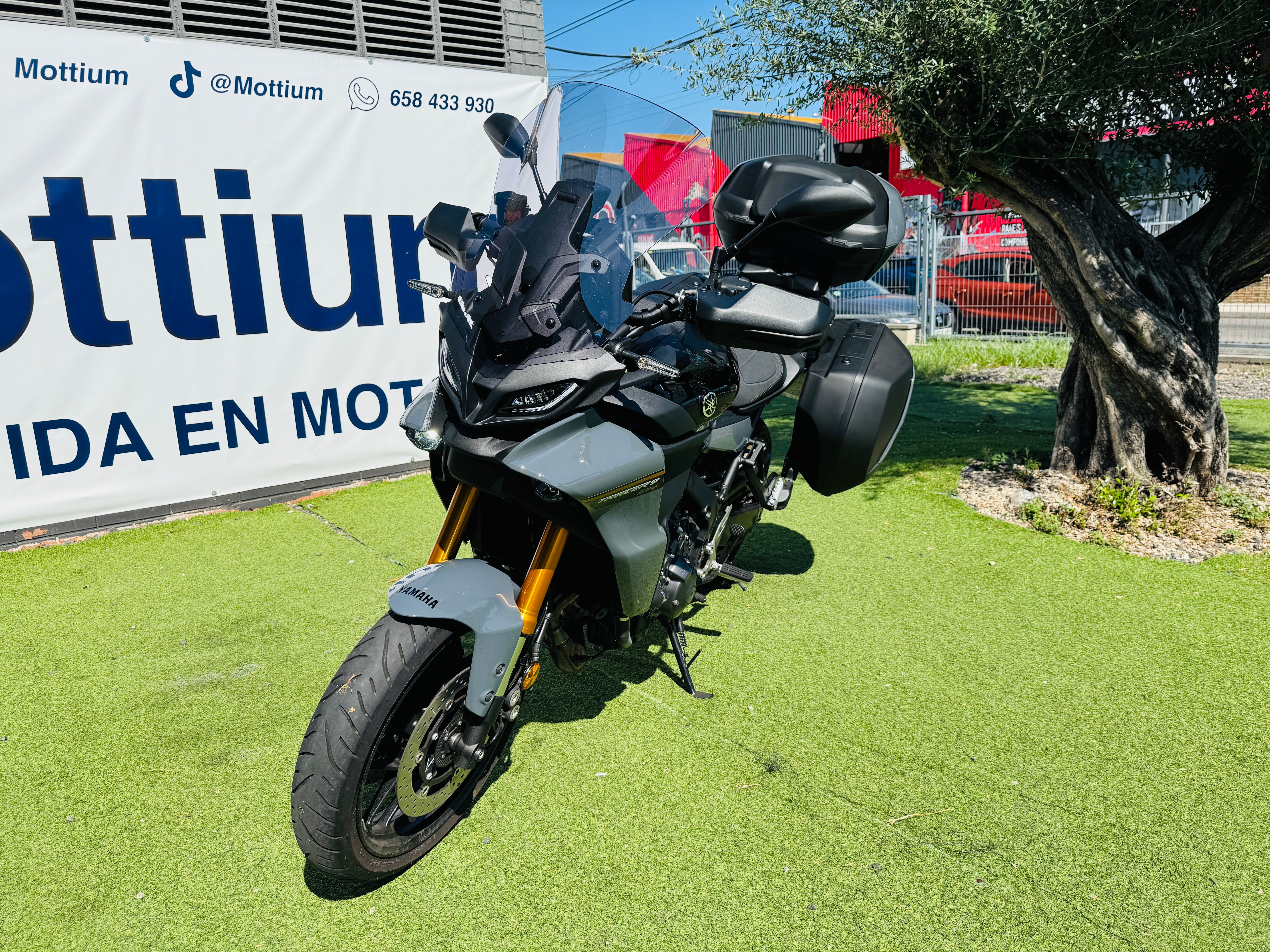 YAMAHA TRACER 9 GT+