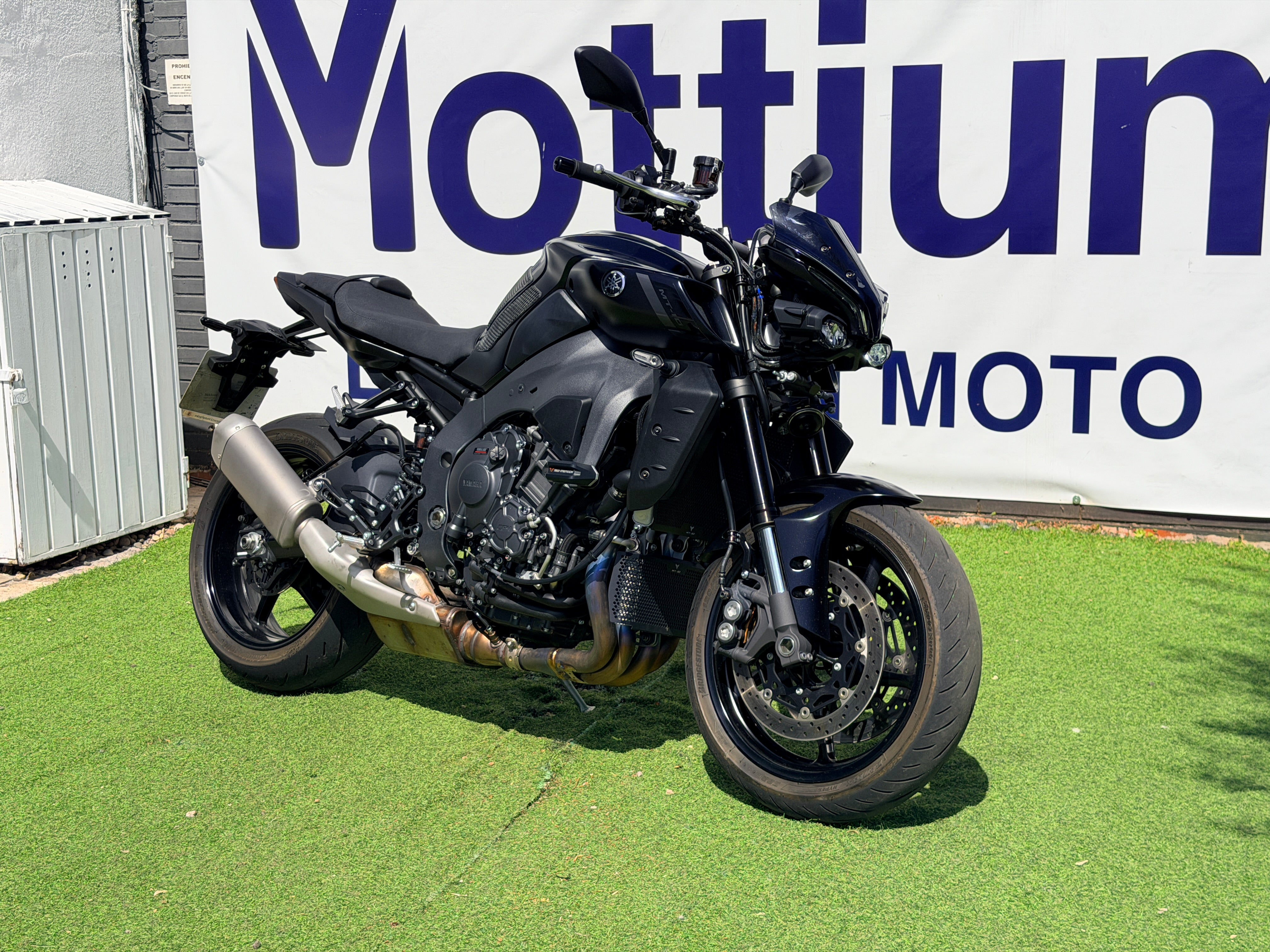 YAMAHA MT10