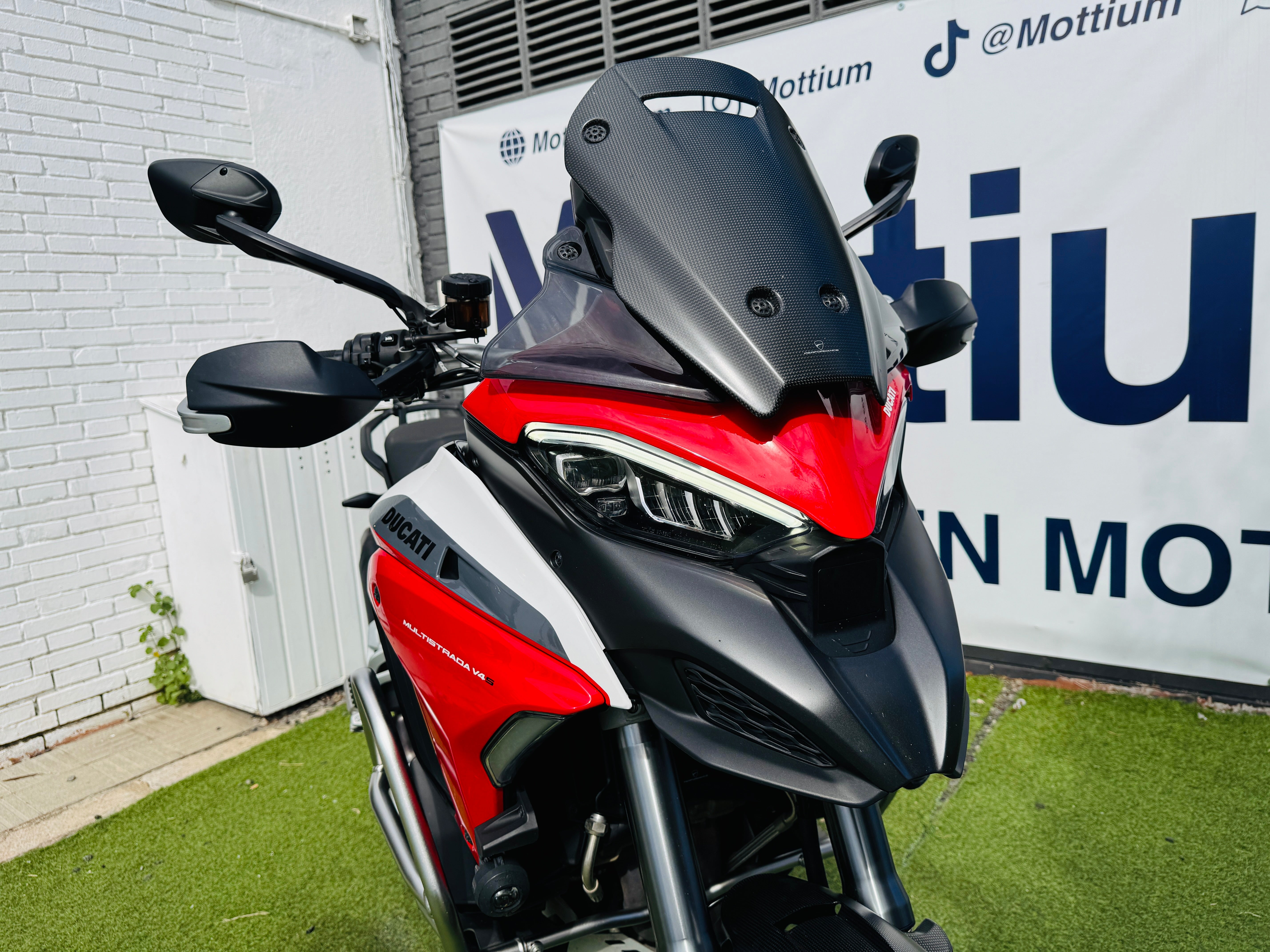 DUCATI MULTISTRADA V4S SPORT