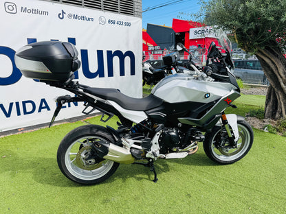 BMW F900XR