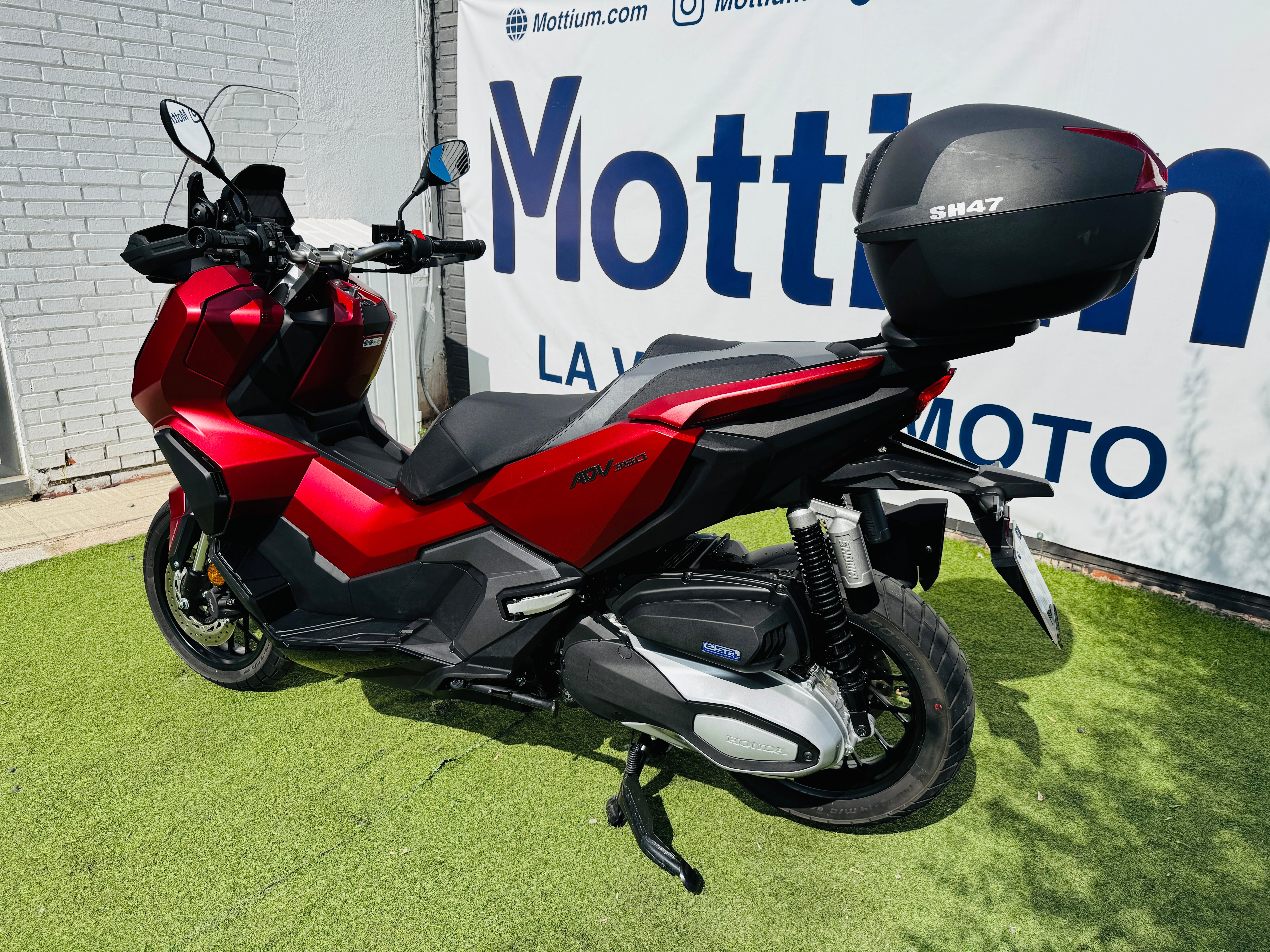 HONDA ADV 350