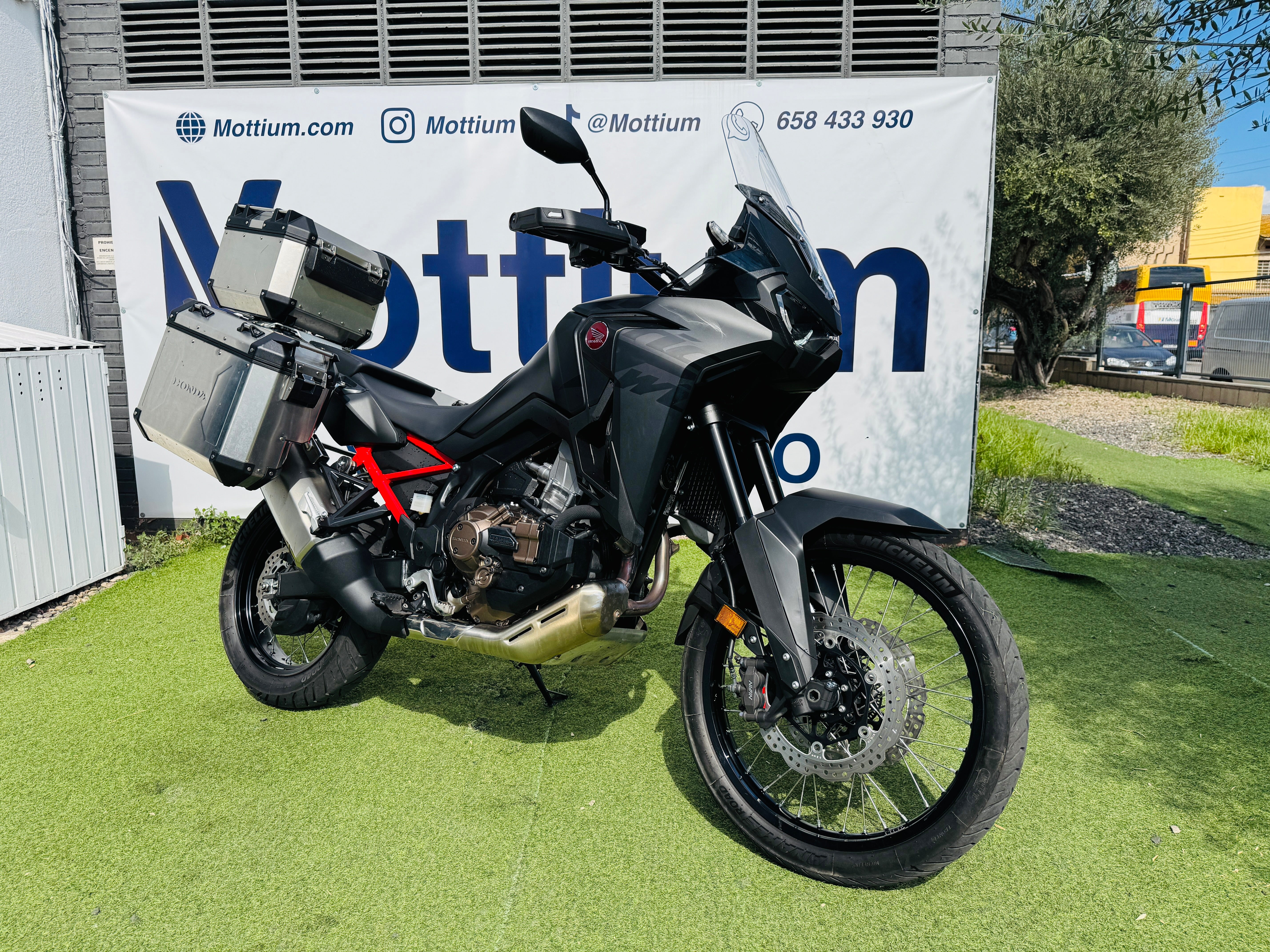 HONDA CRF1100L Africa Twin DCT