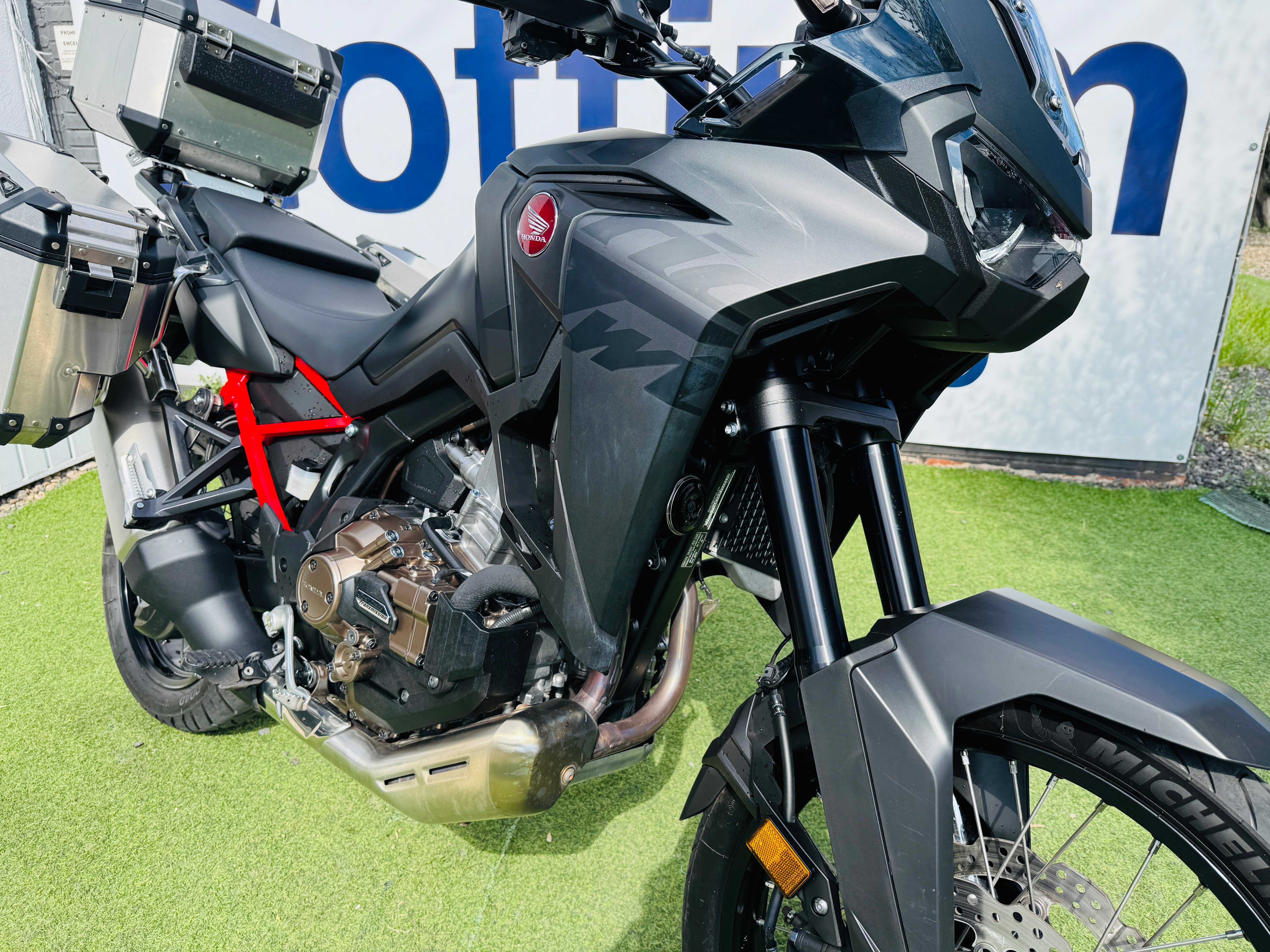 HONDA CRF1100L Africa Twin DCT