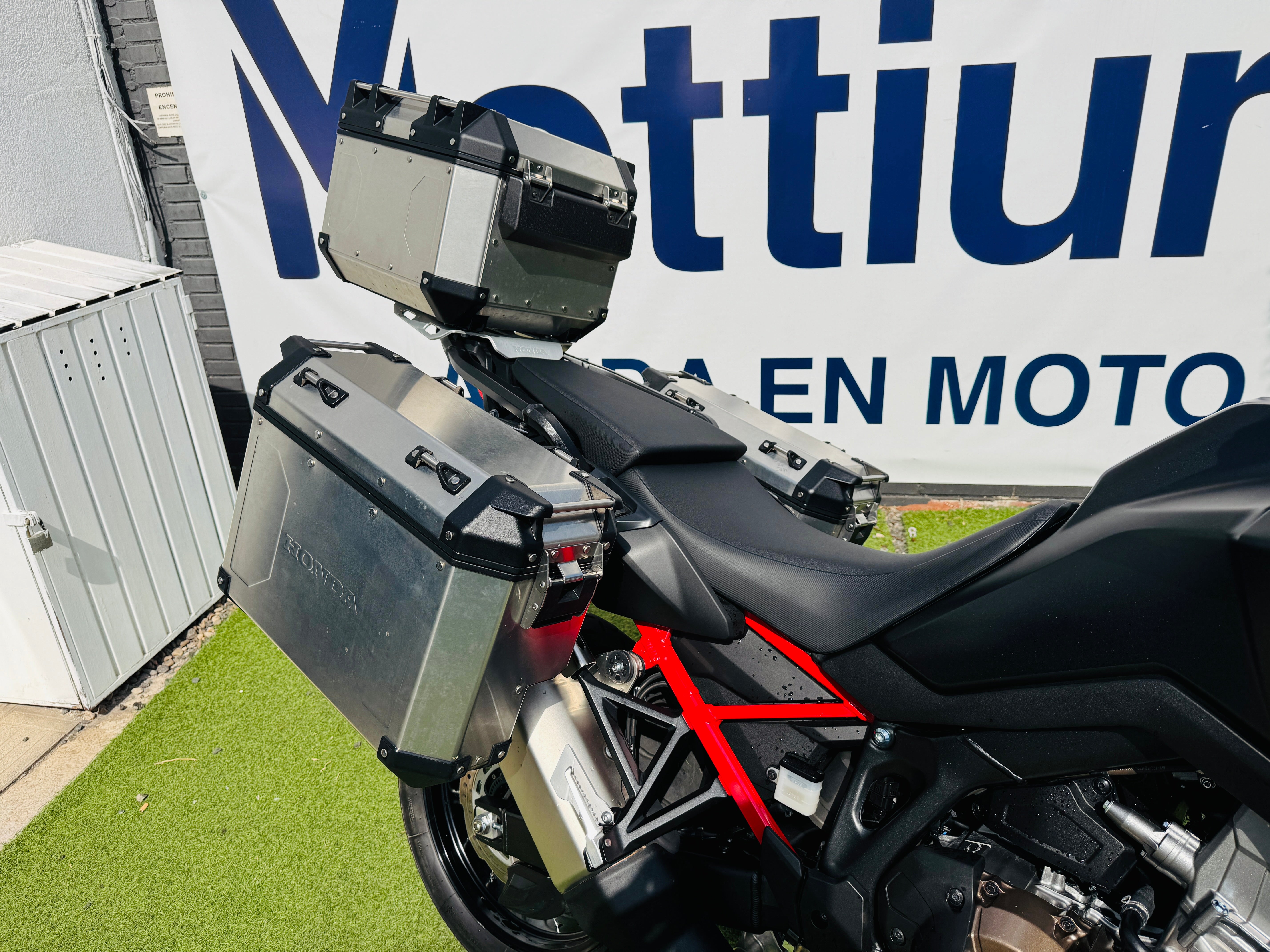 HONDA CRF1100L Africa Twin DCT