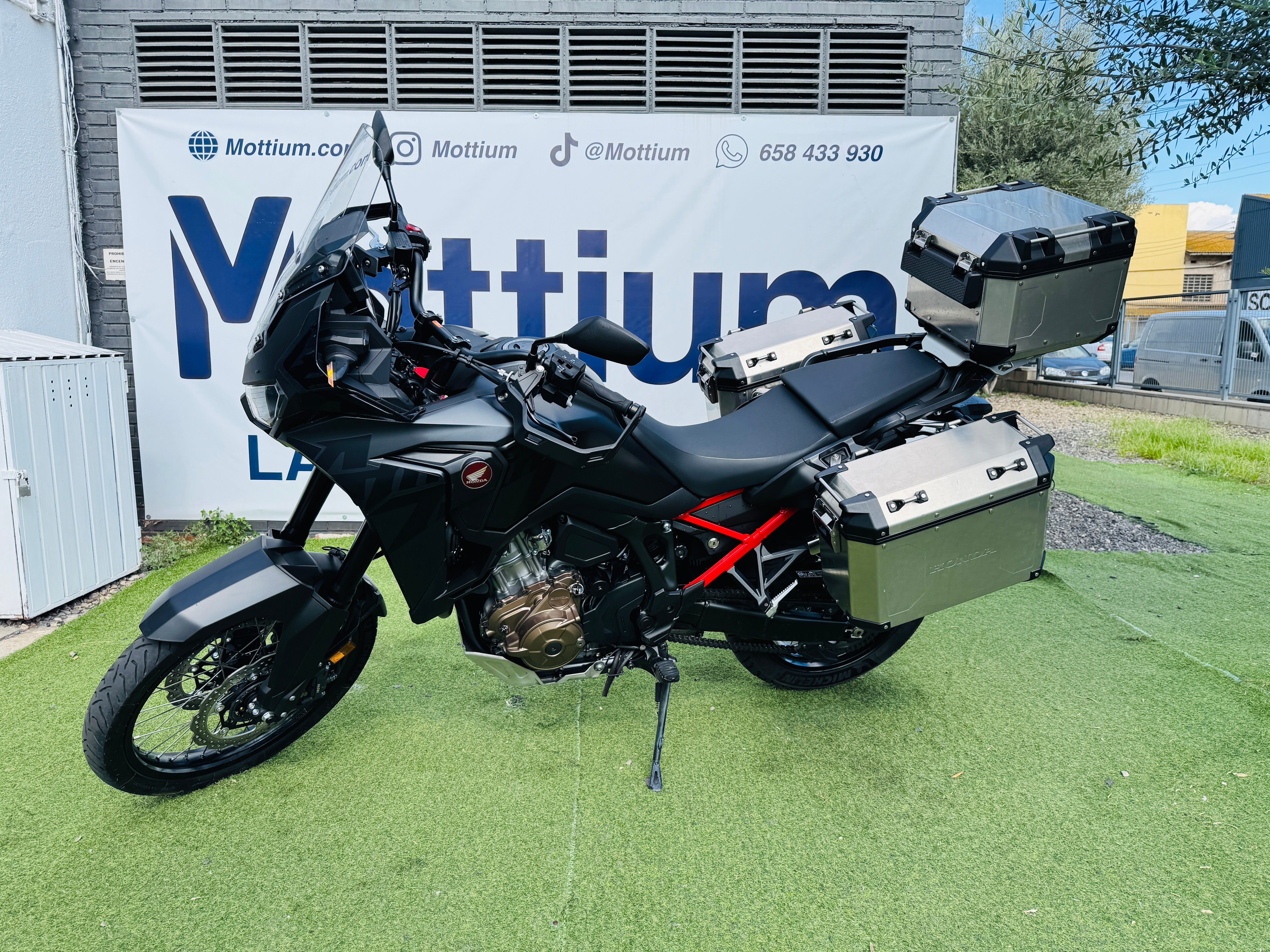 HONDA CRF1100L Africa Twin DCT